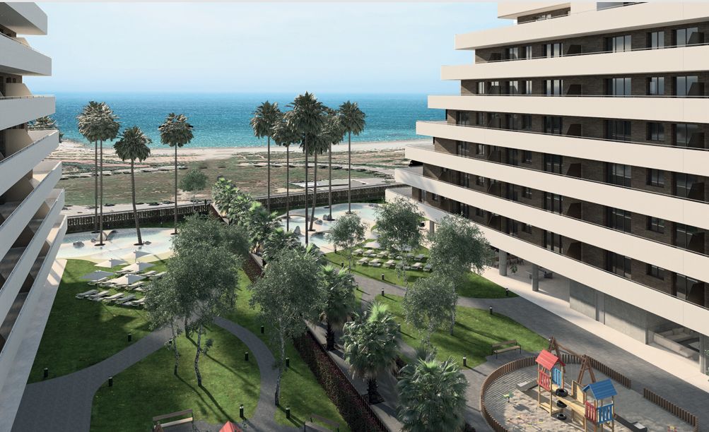 Fully equipped apartments right by the beach in Moncofa