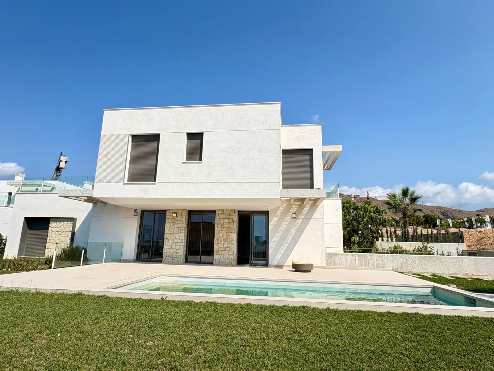 Villas and semi-detached houses in Finestrat, Benidorm