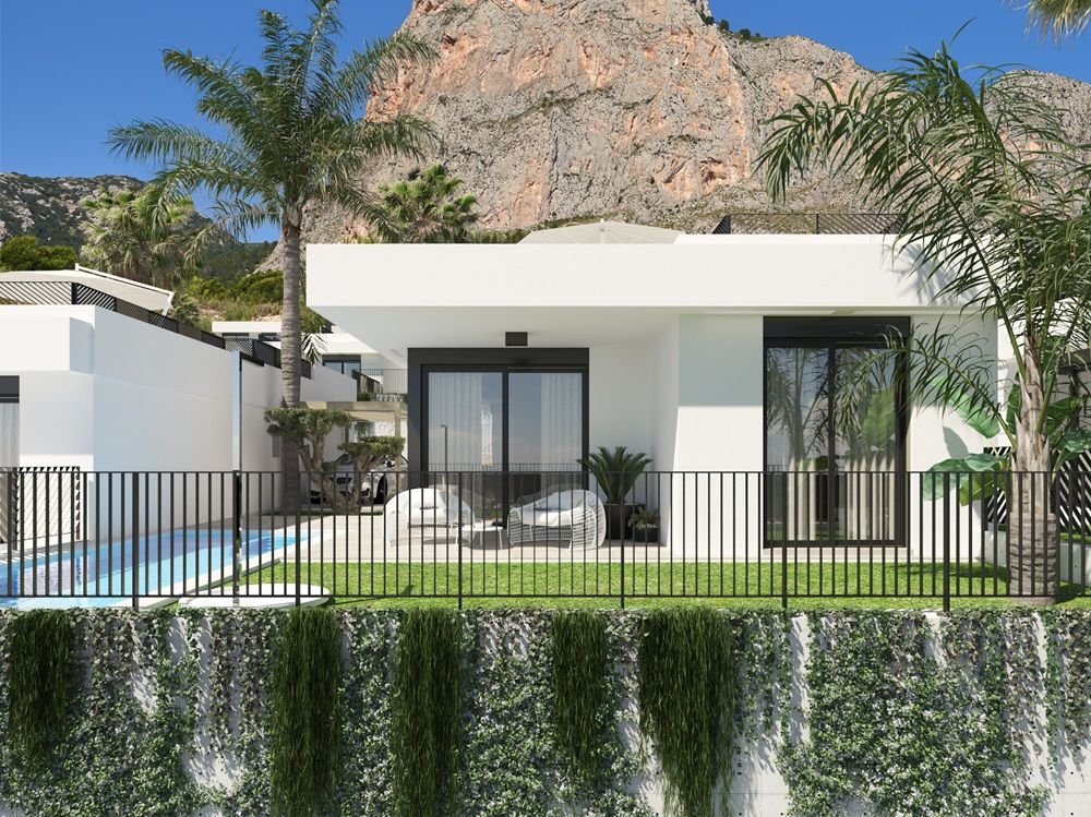 Villas with sea and mountain views in Finestrat