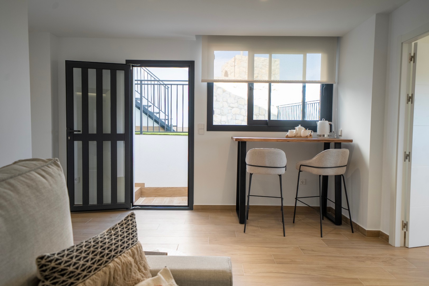 Luxury twin and detached villas by the golf course.